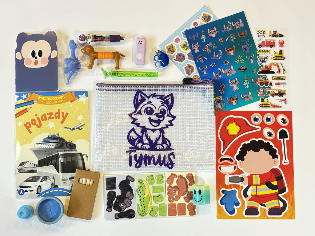 MINI Zestaw Podróżny dla Dziecka z Personalizacją – Kreatywna Zabawa Bez Ekranu 3+