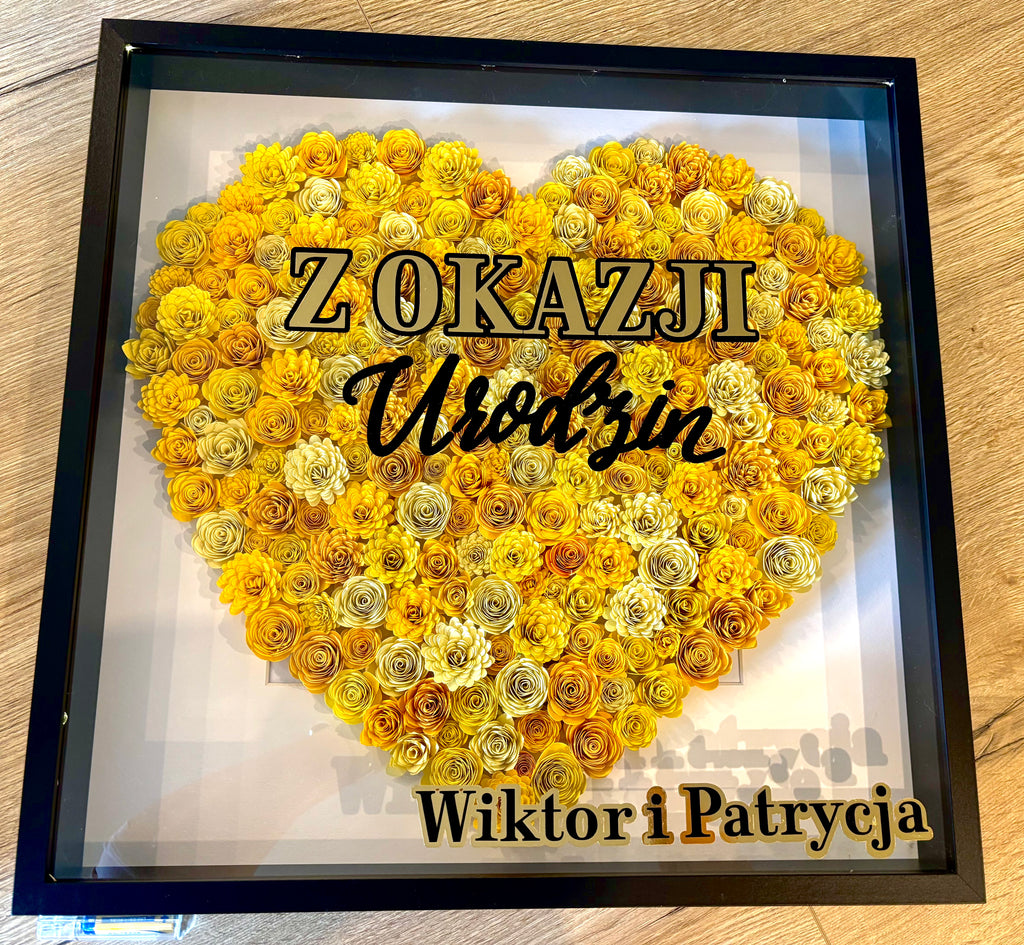 Duża Czarna Rama z ręcznie robionymi kwiatami, personalizacja gratis