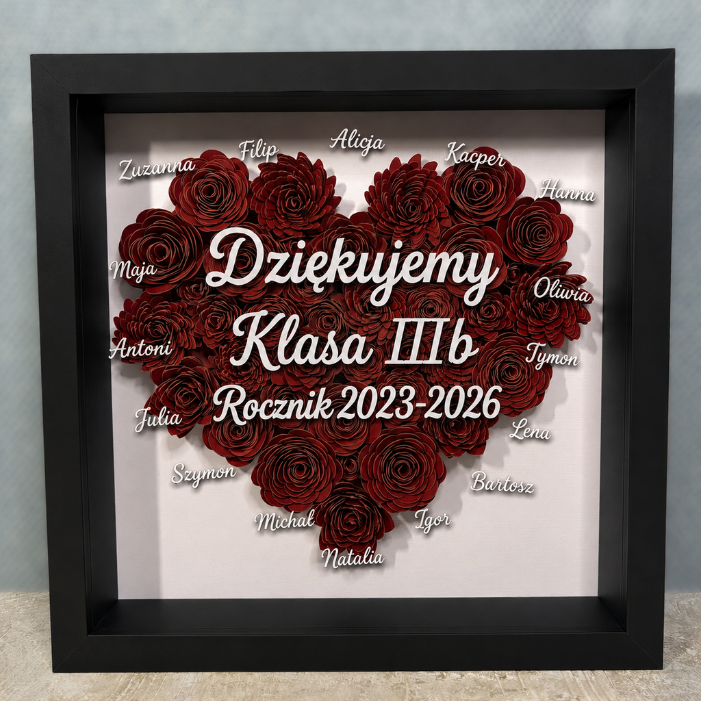 Ramka z ręcznie robionymi kwiatami, personalizacja gratis